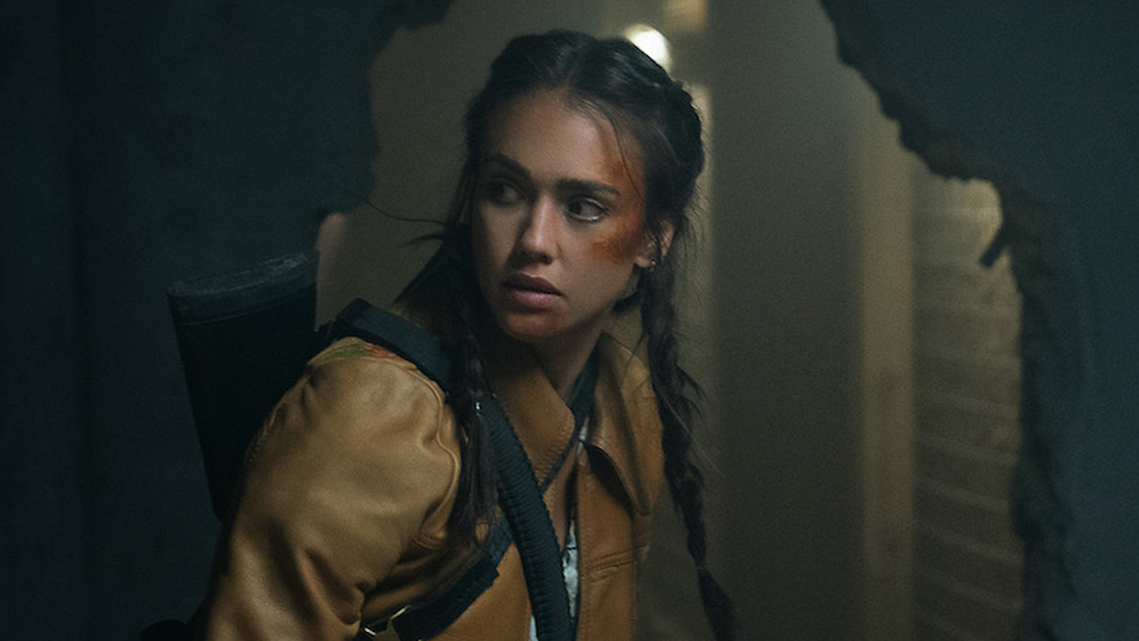 O fracasso do filme de ação de Jessica Alba que dominou as paradas da Netflix