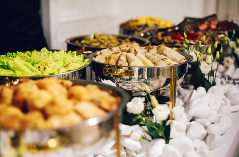Os 5 Melhores Serviços De Catering Em Toronto