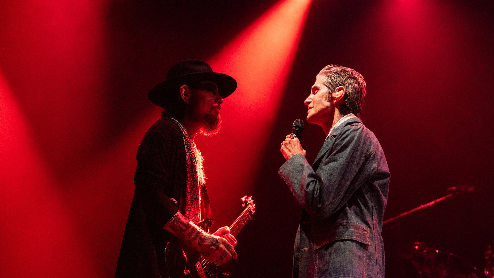 A verdade sobre o relacionamento de Dave Navarro e Perry Farrell
