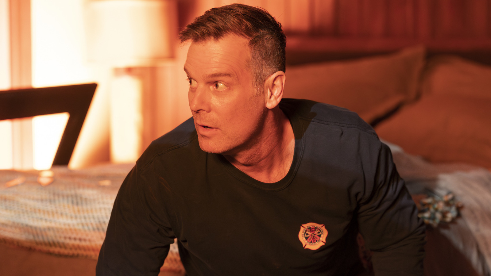 Bobby morre no 9-1-1? Final selvagem da 7ª temporada, explicado