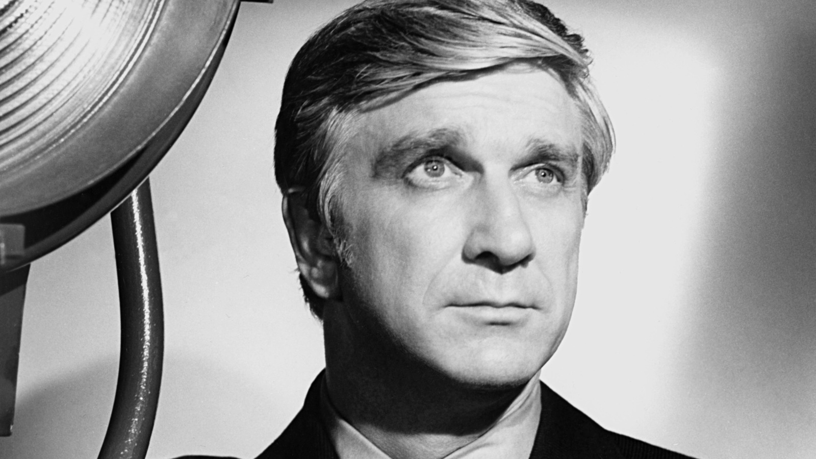 Por que o filme final de Leslie Nielsen pode nunca ser lançado