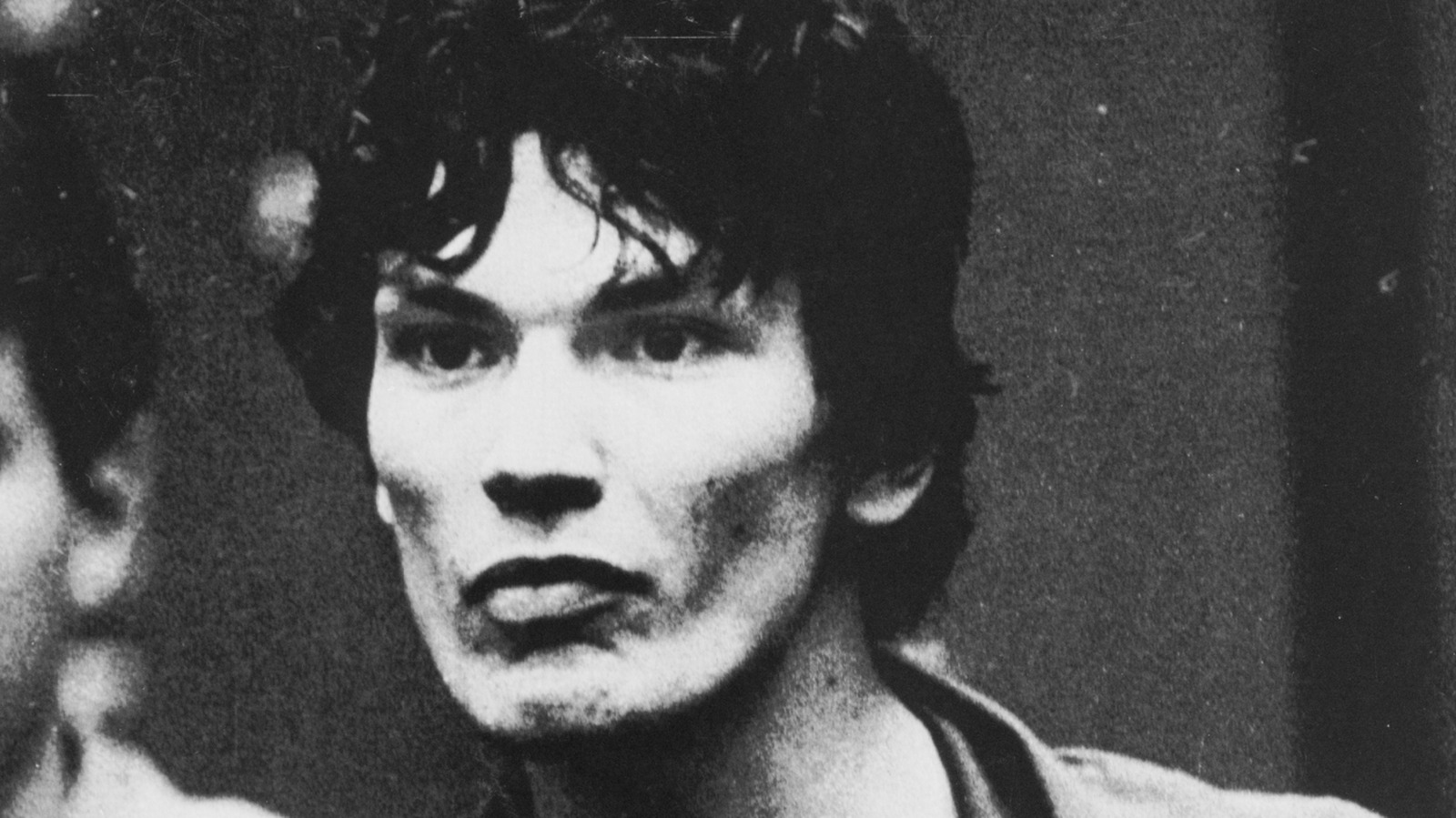 O ator que era amigo por correspondência do Night Stalker, Richard Ramirez