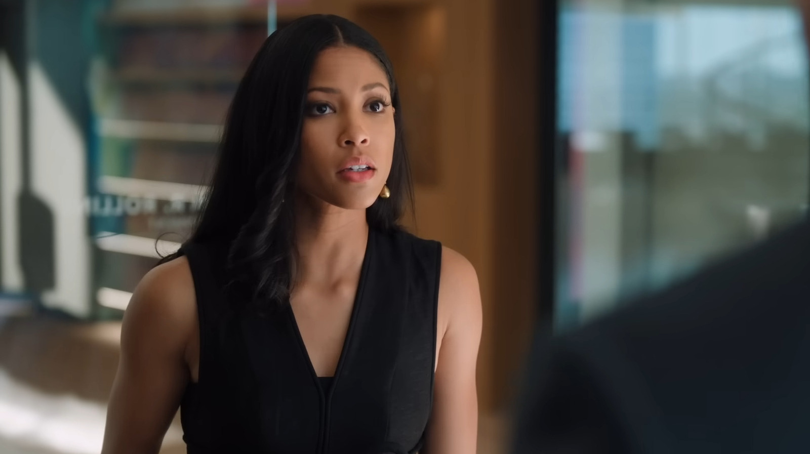 Por que Erica Rollins de Suits la parece tão familiar