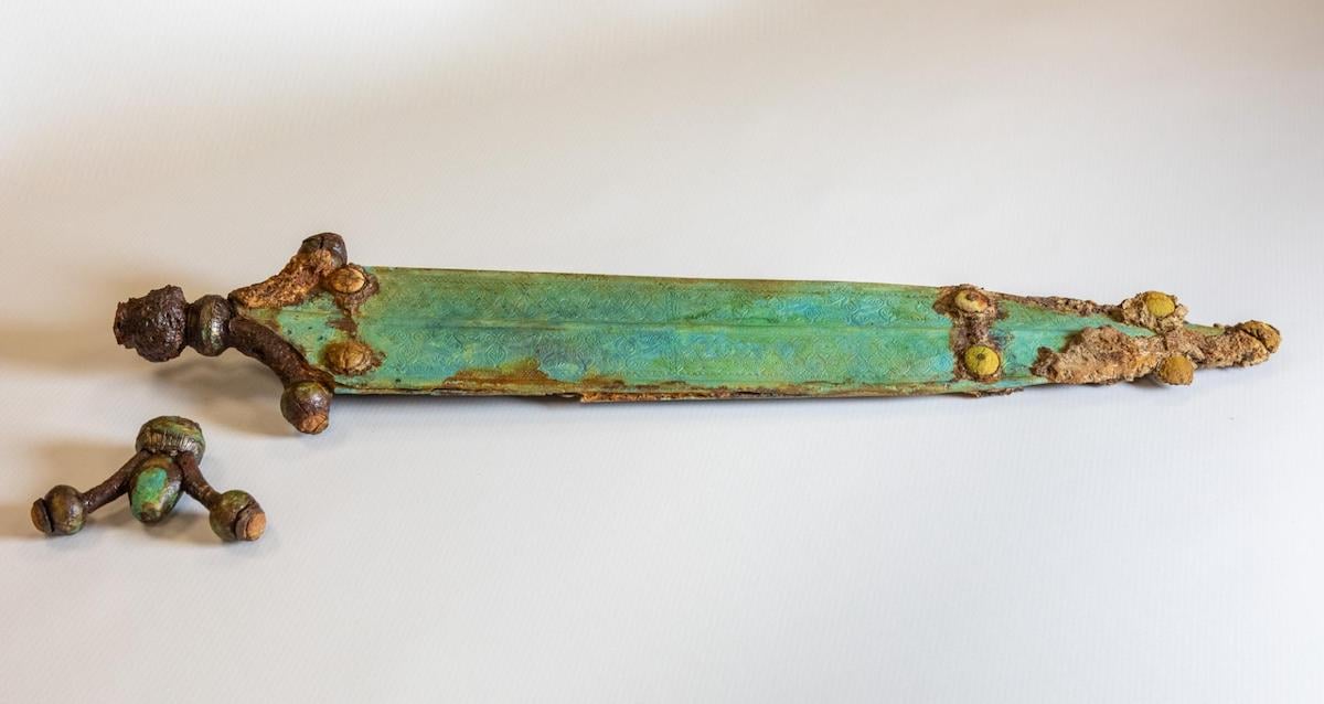 Artefatos celtas encontrados na necrópole da Idade do Ferro na França