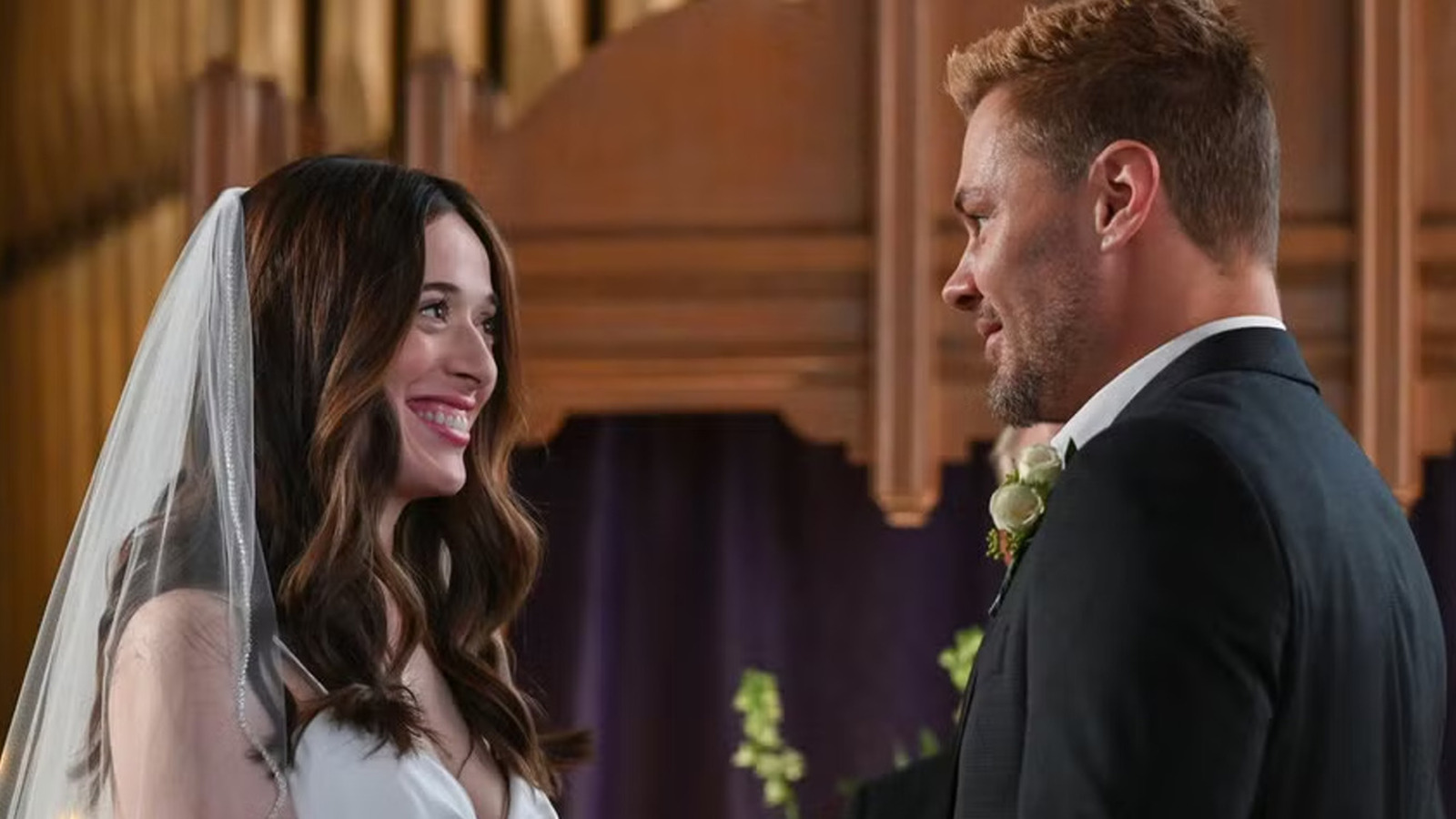 Como Chicago PD Temporada 12 Episódio 21 pode afetar o casamento de Burzek