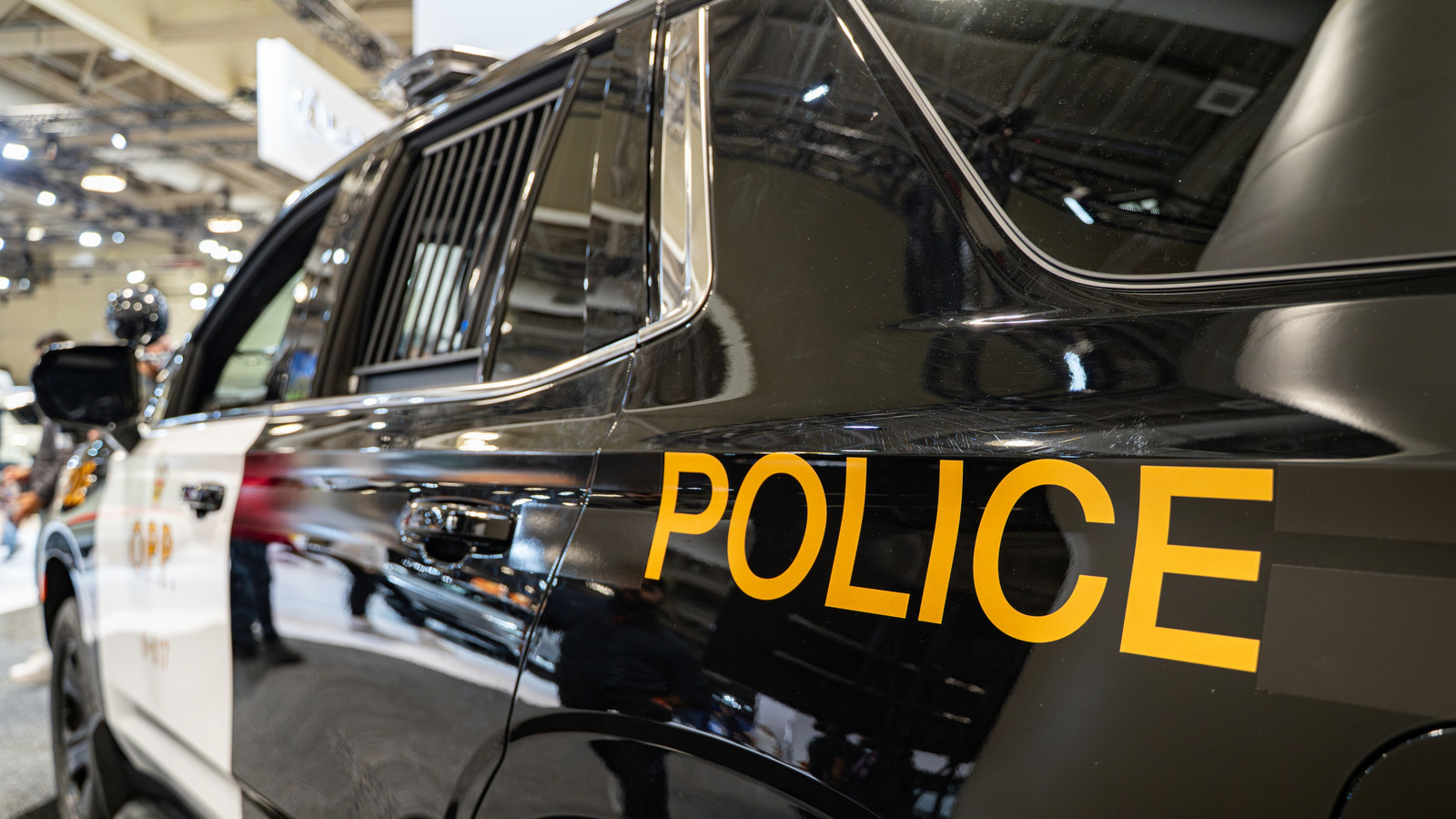 Por que a polícia é chamada de 5-0?