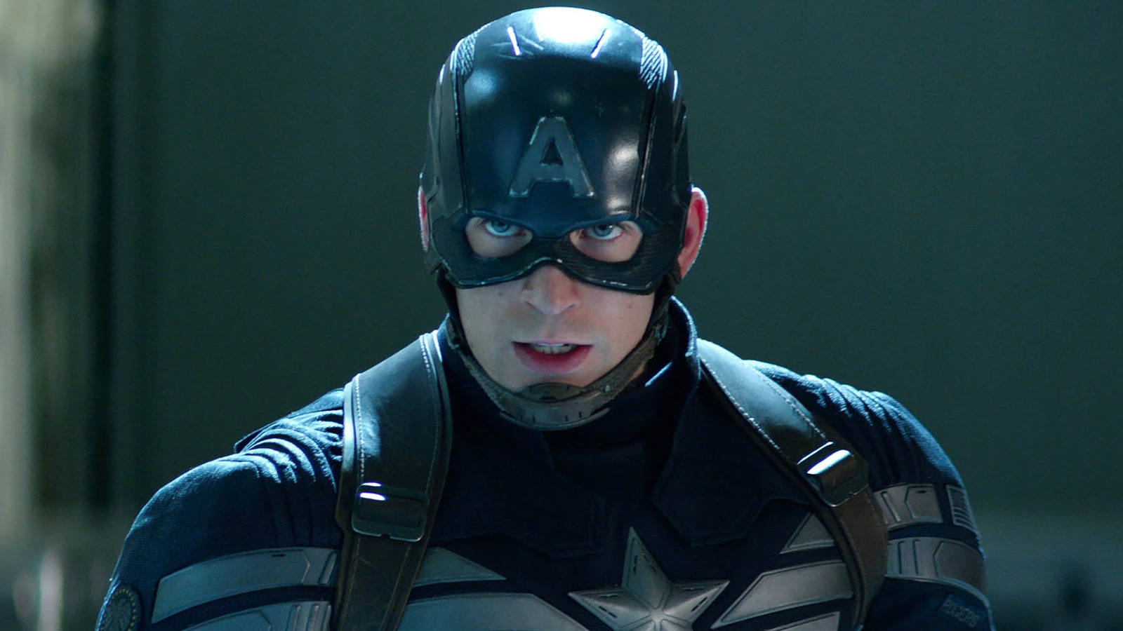 Quantos anos tem o Capitão América em sua estréia na Marvel vs. Vingadores: final do jogo?