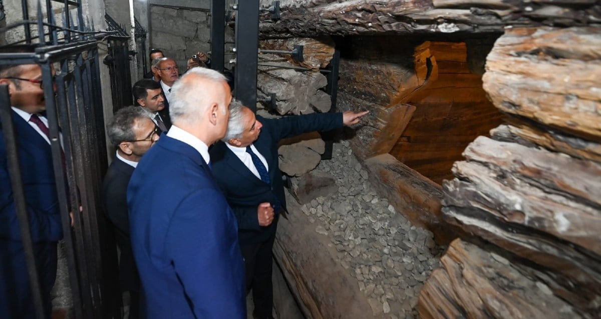 Tumba que pode pertencer à família do rei Midas encontrada na Turquia