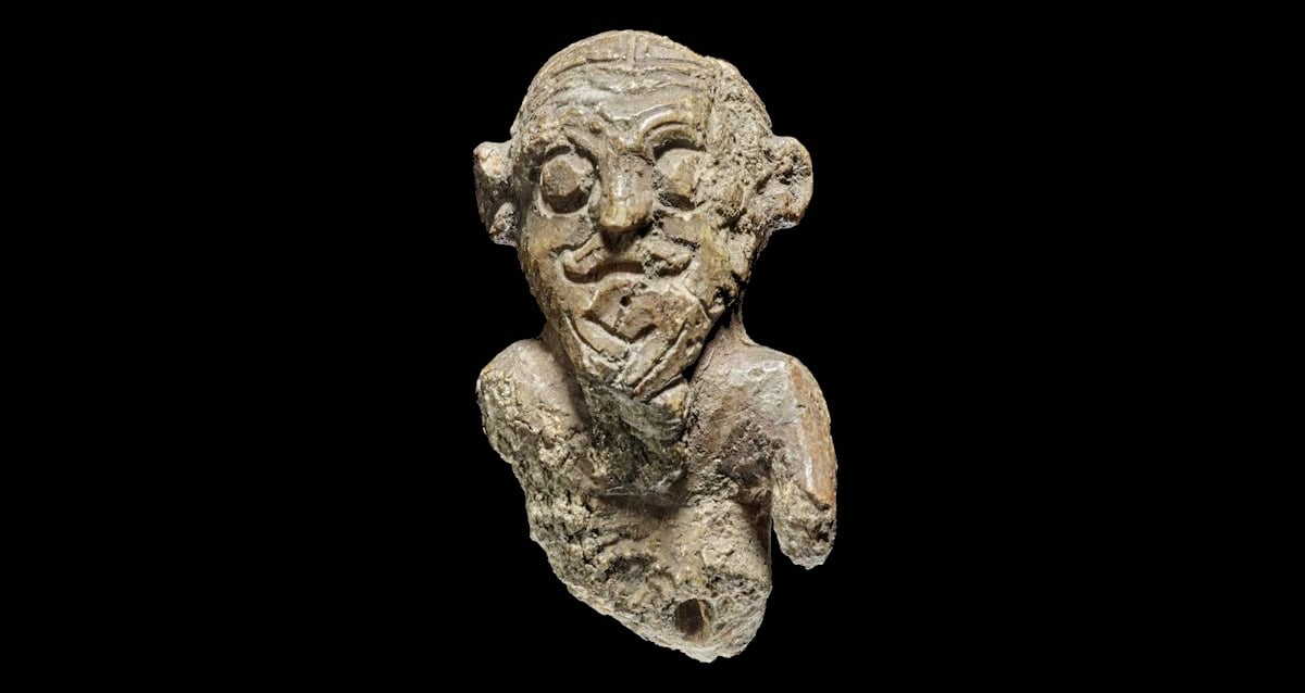 A estatueta do século 10 revela como os vikings realmente pareciam