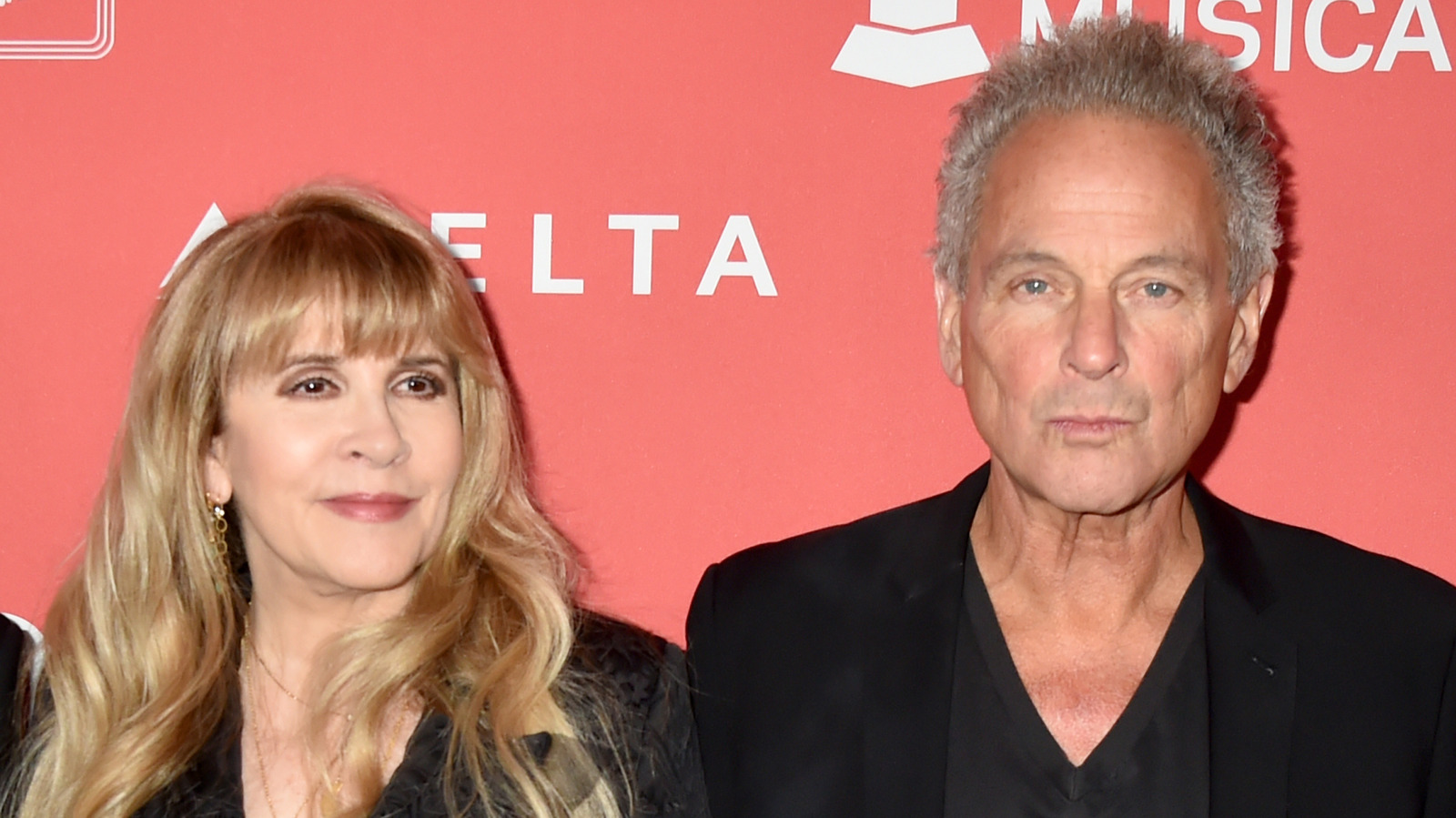 Coisas estranhas sobre Stevie Nicks e Lindsey Buckingham's Reunion que não somam